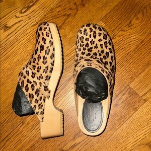 Swedish Hasbeens Pony Hair Cheetah Print Husband Clogs Size 40 US 10 Wooden